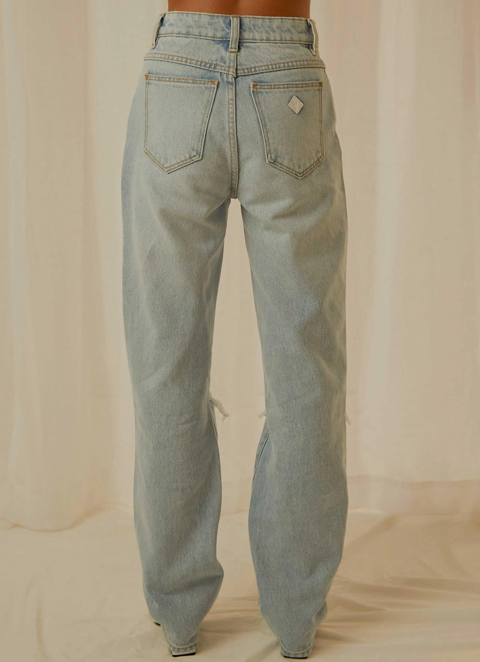 A 94 High Straight Jean - Deanna Organic