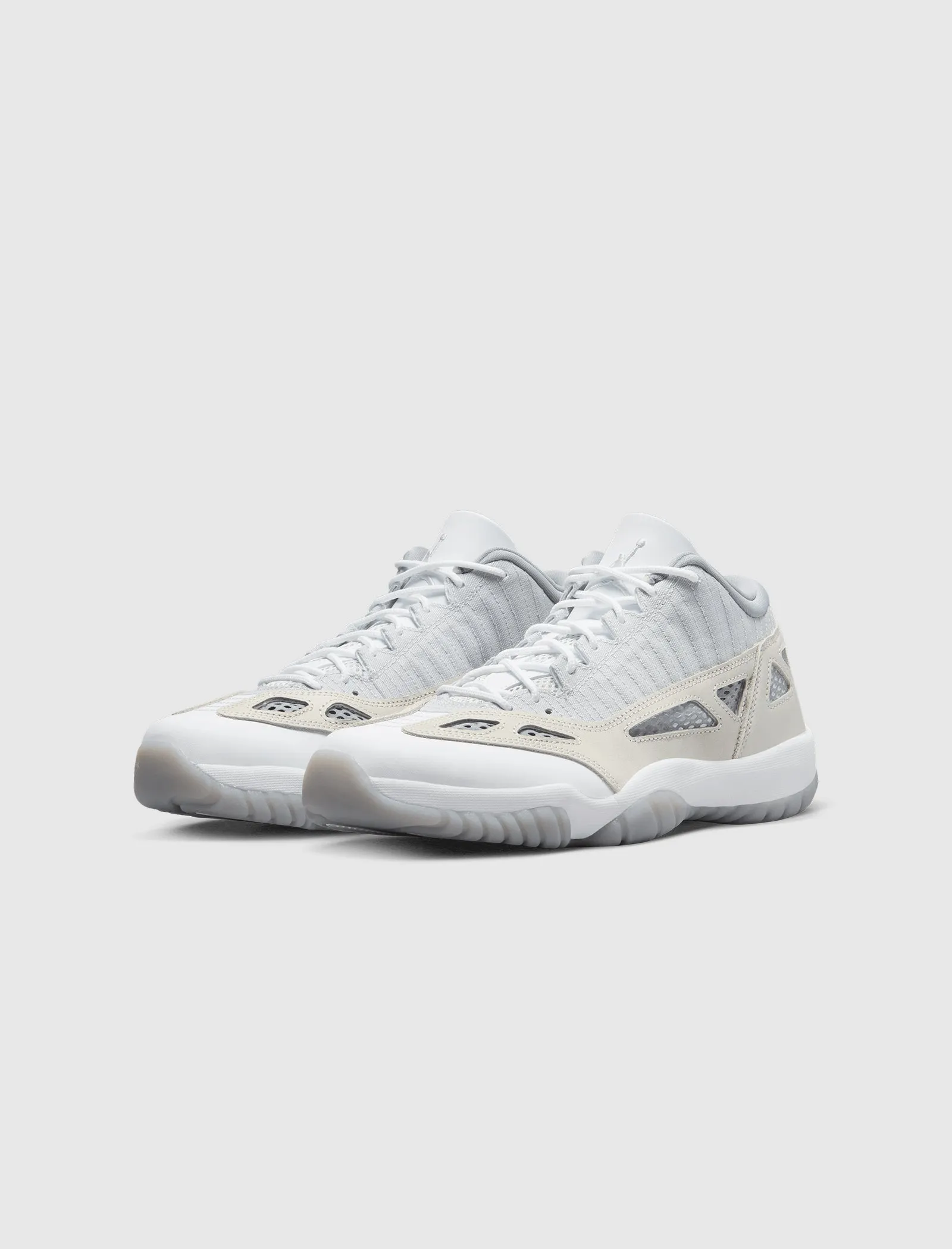 AIR JORDAN 11 RETRO LOW IE "LIGHT OREWOOD BROWN"