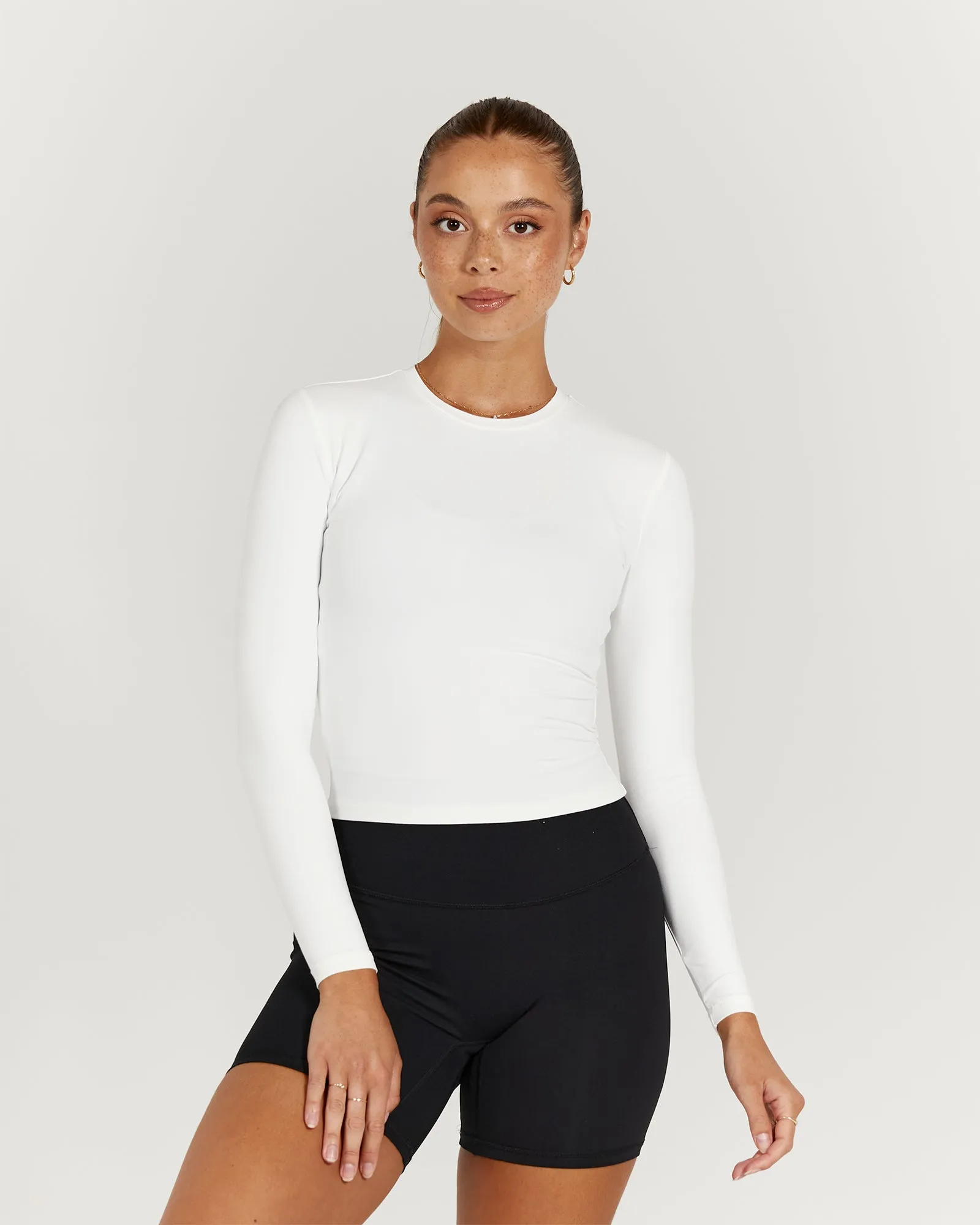 ATHLEISURE LONG SLEEVE TOP - OFF WHITE