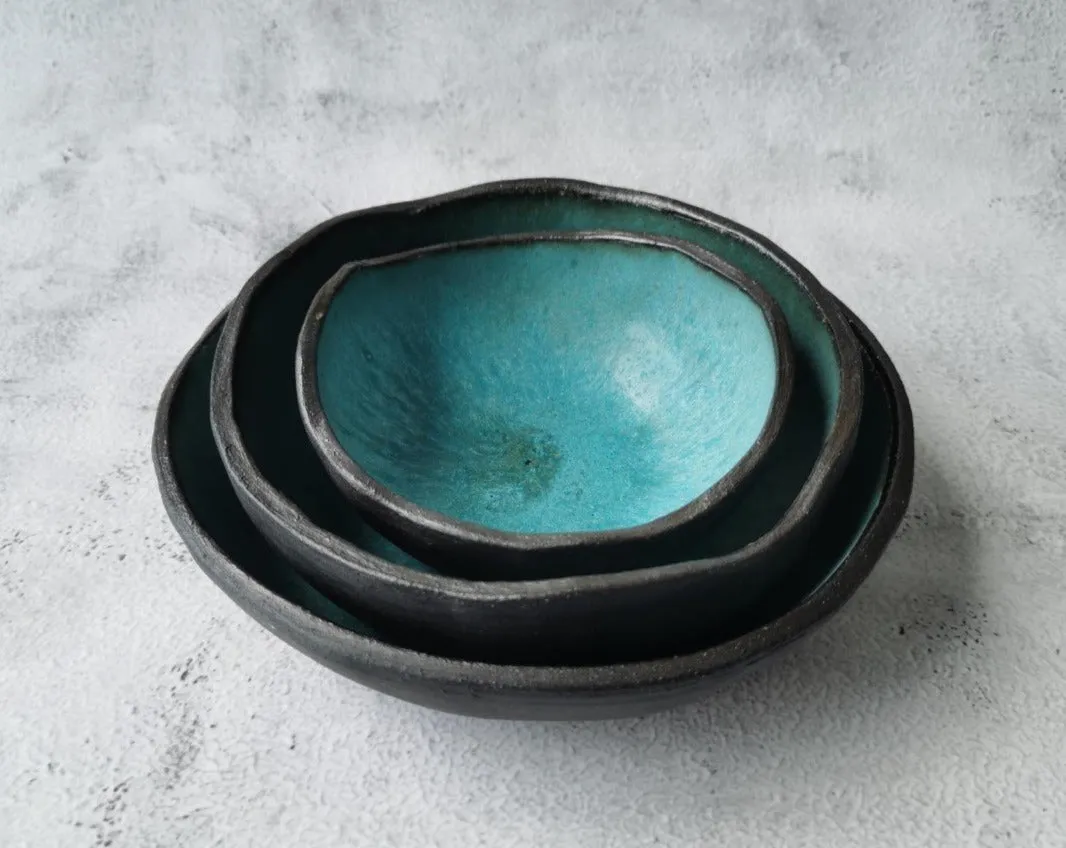 Nesting bowls (turquoise)