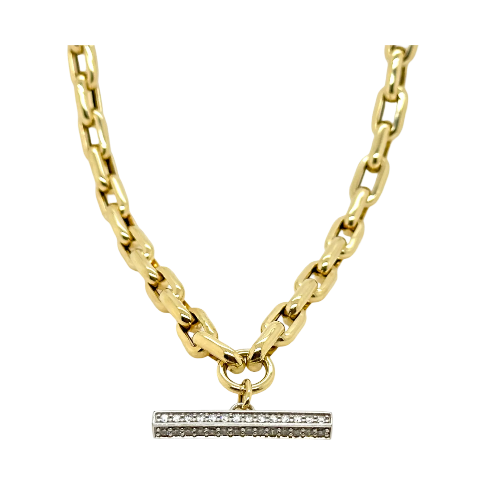 OVAL LINK CHAIN WITH DIAMOND TOGGLE