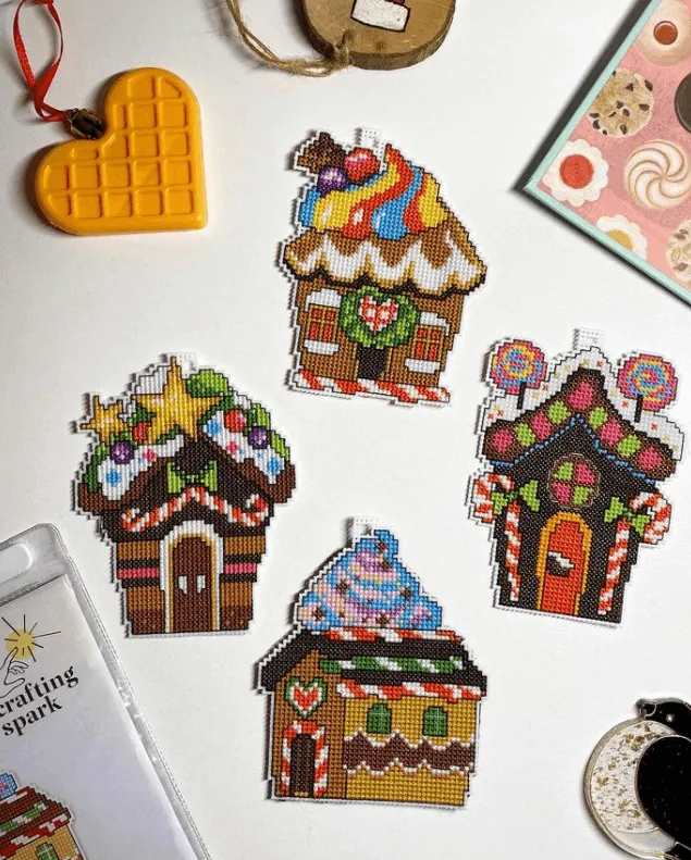 "Gingerbread Houses" 127CS Counted Cross-Stitch Kit