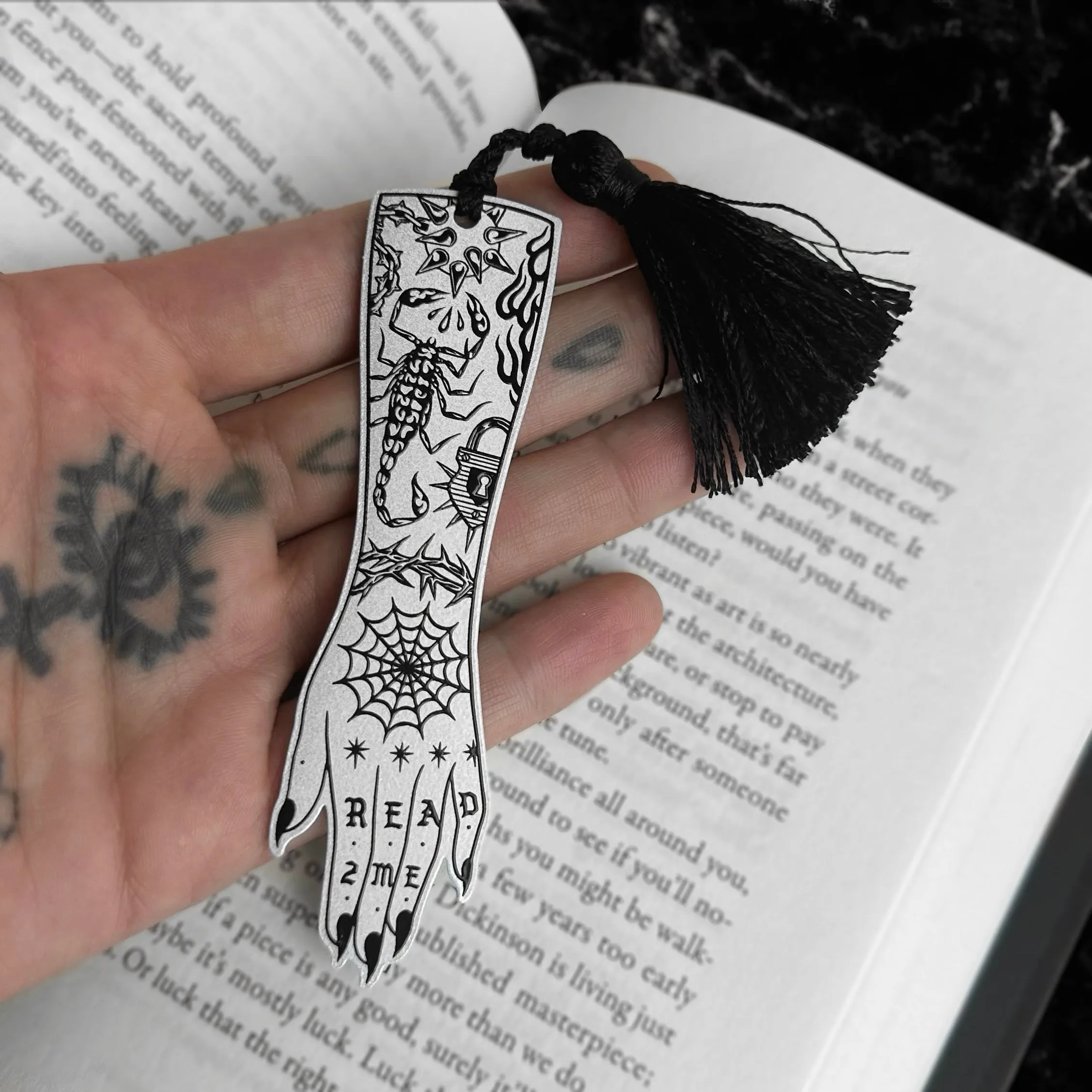 Read 2 Me Bookmark